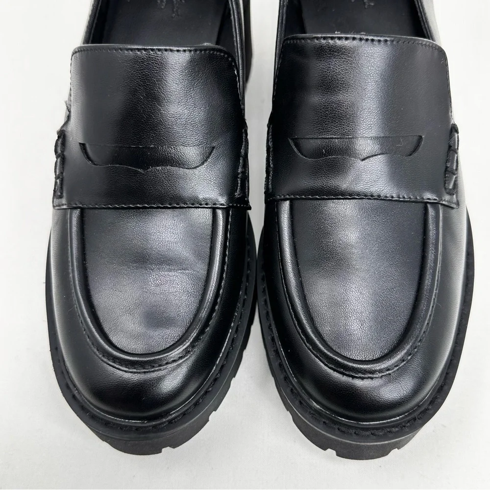 Women's Black Loafer Heels - Picture 8 of 13